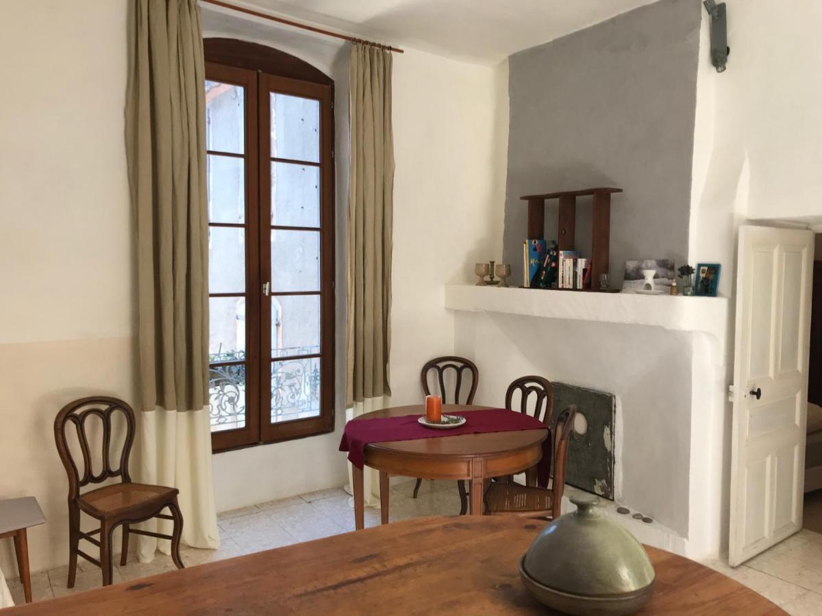 Charmant Logis Dans La Catiche De Loutre, Maison Medievale Sauve Exterior foto